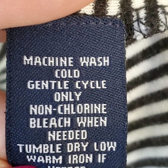 Chaps striped t-shirt‎ size large - Picture 4 of 5